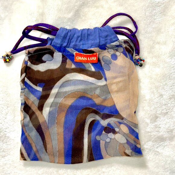 🌀 Chan Luu Skull Series Charm Necklace | 31" Leather | Festival Boho Vibes 💀🪶 - Picture 9 of 9